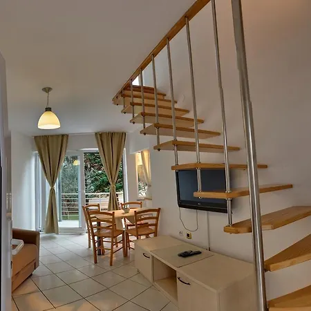 Vis A Vis Apartments * Baska (Krk)