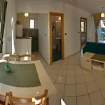 Apartment Vis A Vis Apartments *