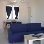 Apartment Vis A Vis Apartments