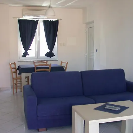 Apartman Vis A Vis Apartments