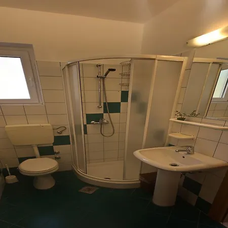 Vis A Vis Apartmán Baška