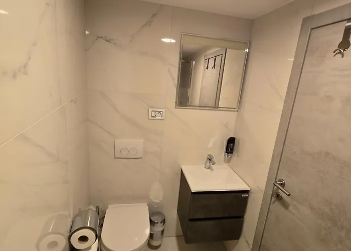 Apartman Vis A Vis *